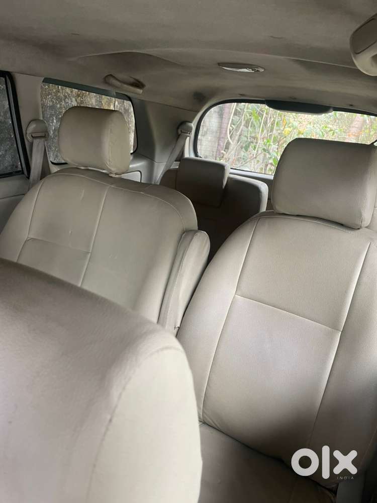 Toyota Innova 2010 Diesel Well Maintained