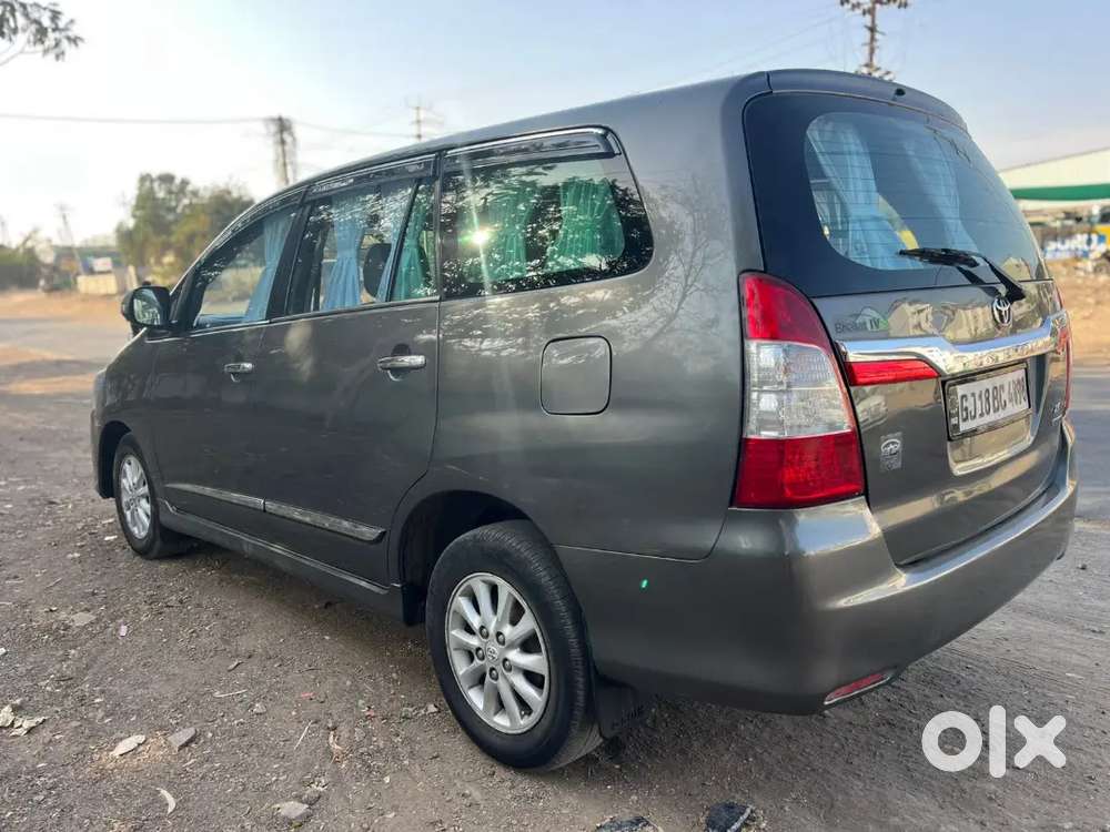 Toyota Innova 2014 Diesel Well Maintained