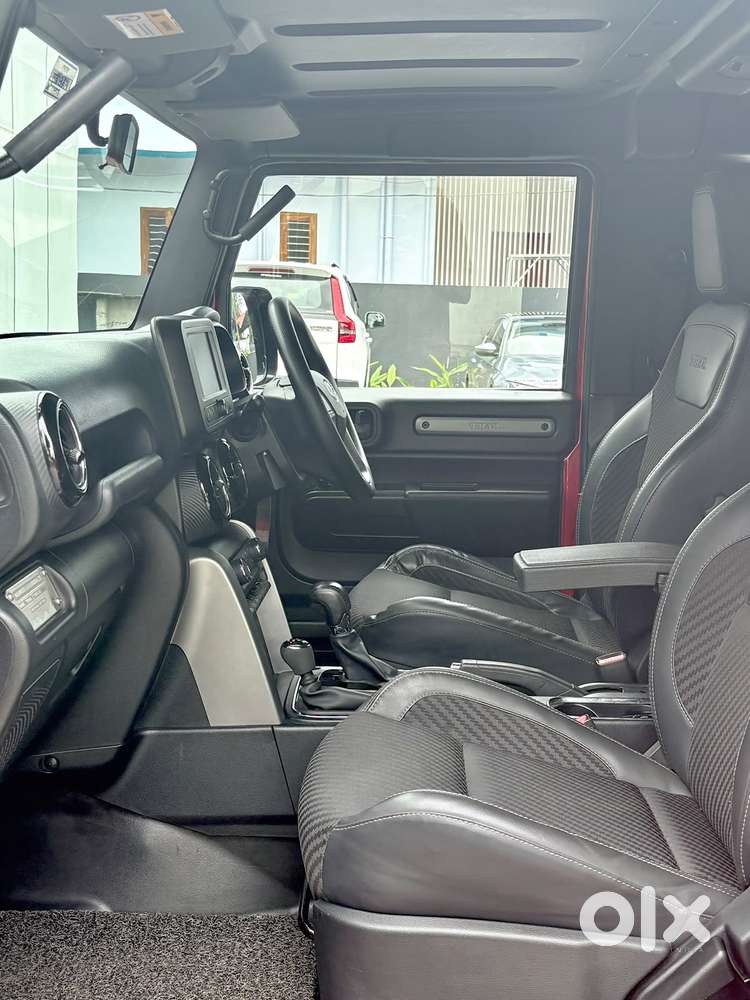 Mahindra Thar, 2022, Petrol