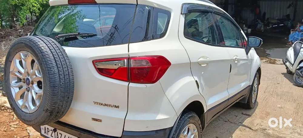 Ford Escort Sport E 2014