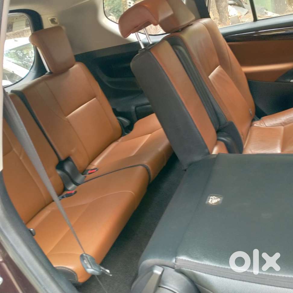 Toyota Innova Crysta 2.8 Zx At 7 Seater, 2016, Diesel