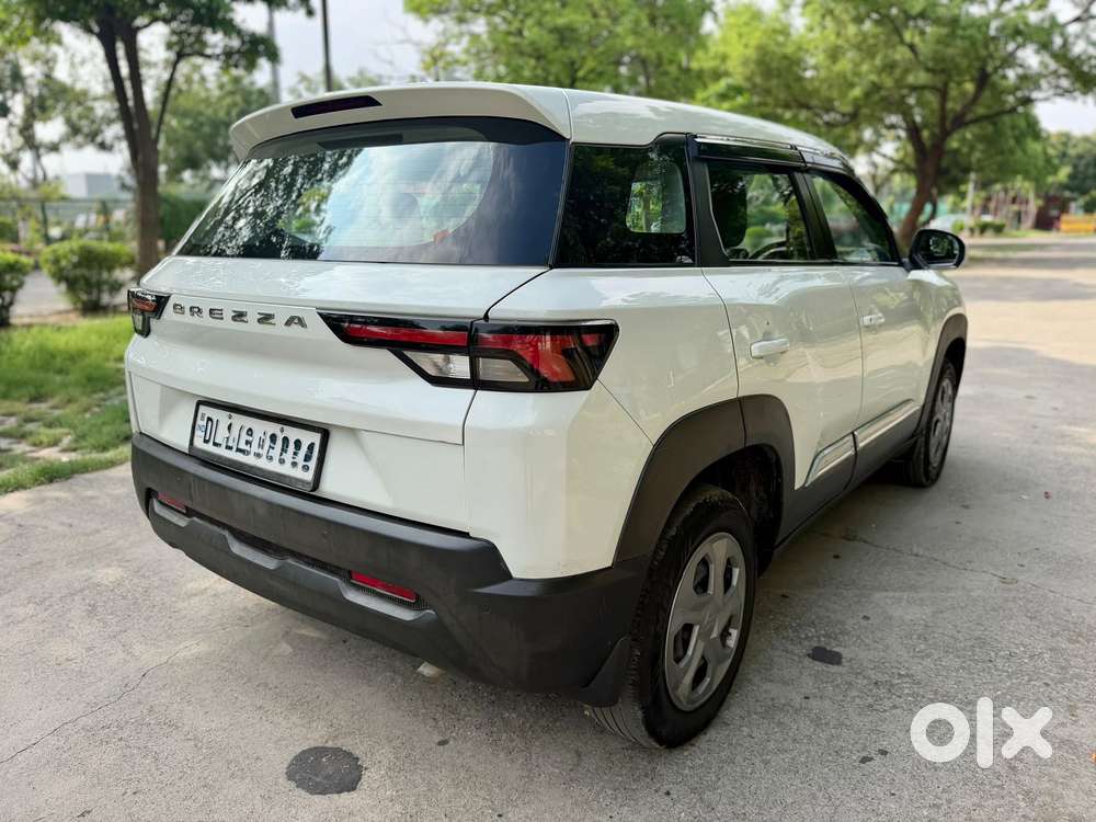 Maruti Suzuki Brezza 1.5 Vxi Cng, 2024, Cng & Hybrids