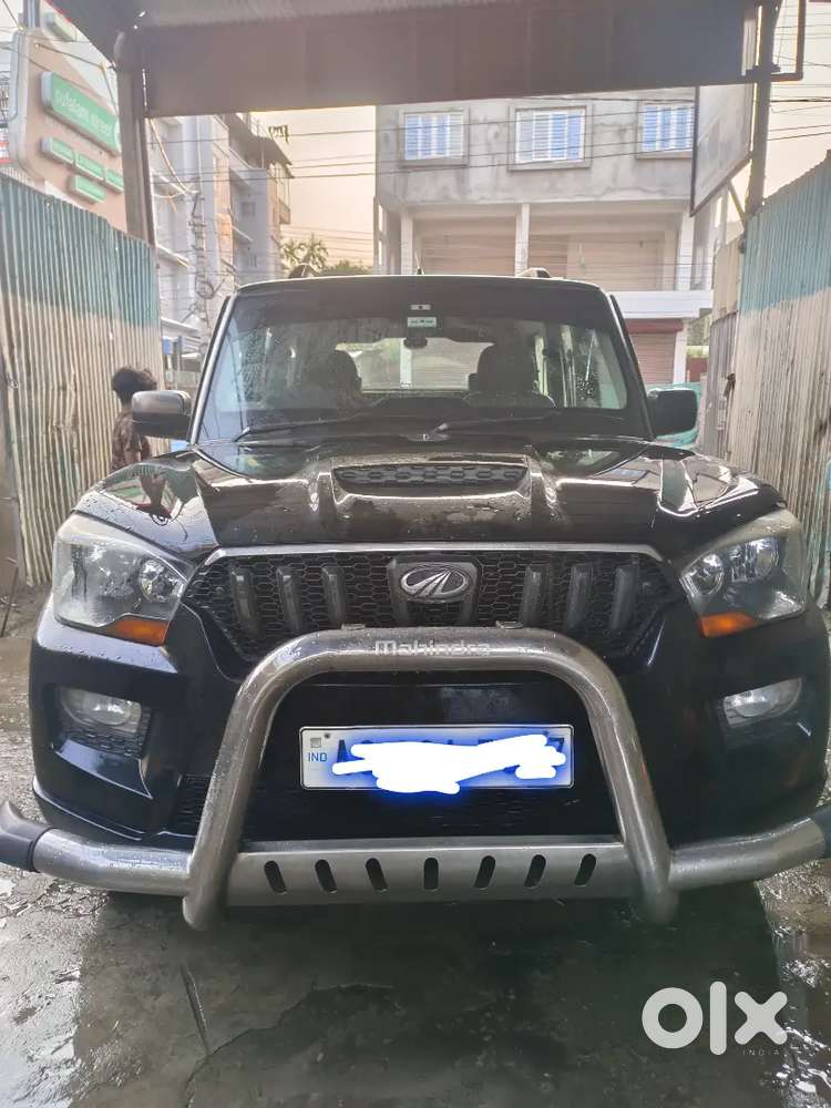 Mahindra Scorpio 2017 Diesel 65216 Km Driven