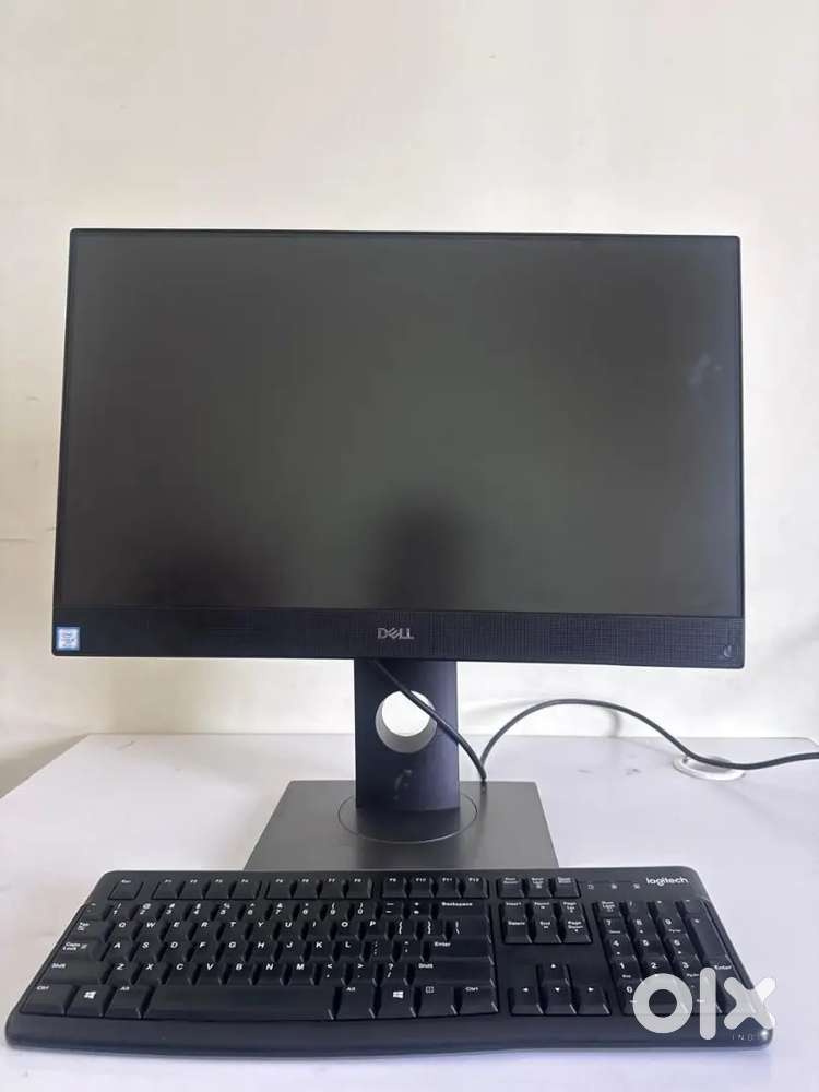 ALL-IN-ONE DELL 22' ips i5 8th generation/with pop up camera