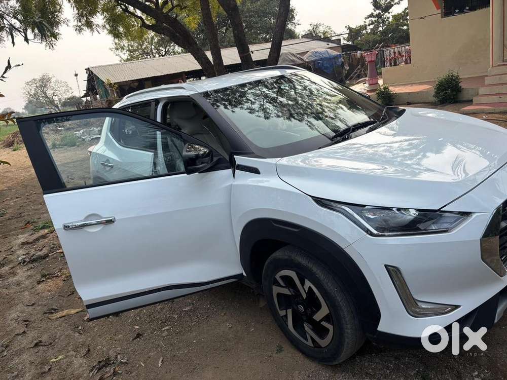 Nissan Magnite 2024 Petrol Well Maintained