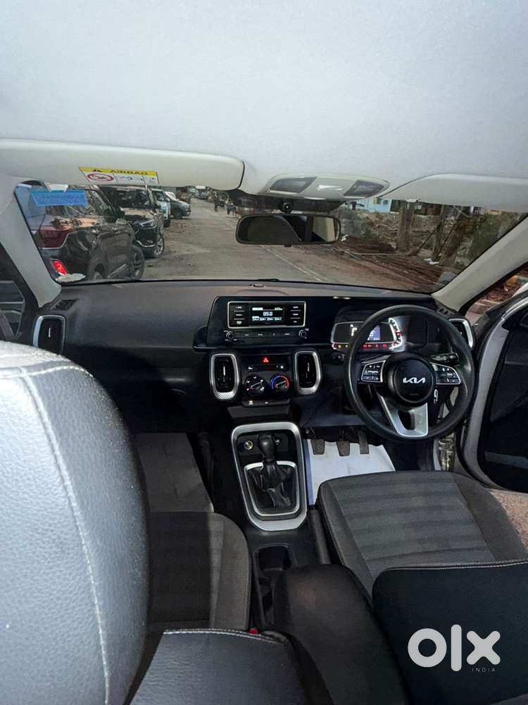 Kia Sonet 2023 Petrol 53000 Km Driven