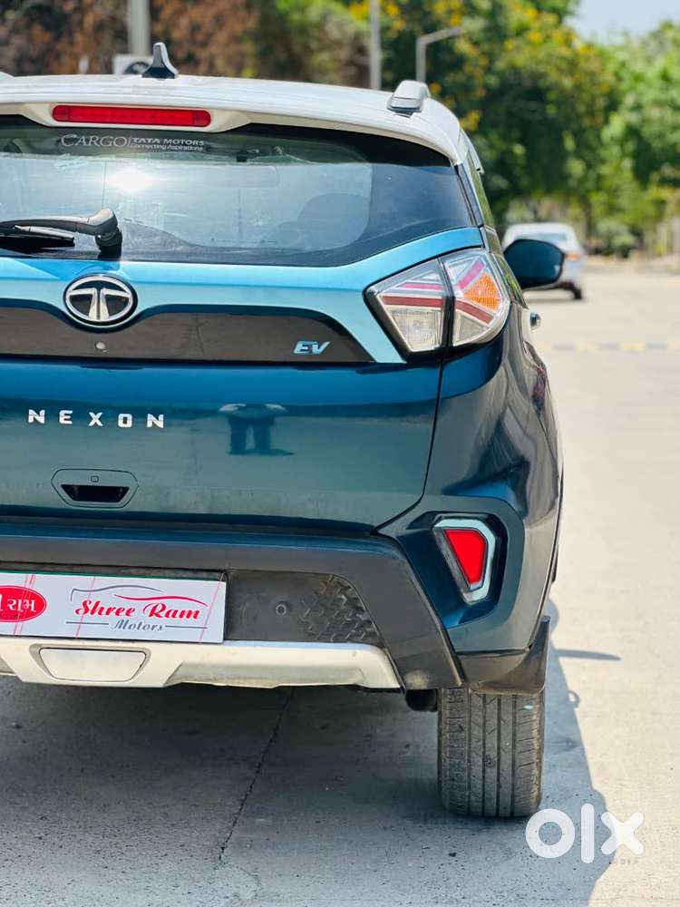Tata Nexon Ev Xz Plus, 2022, Petrol