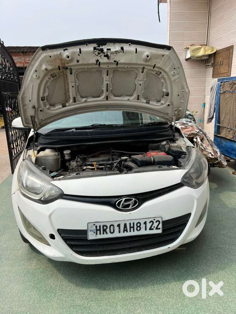 Hyundai I20 Sportz Petrol 2014 New Condition