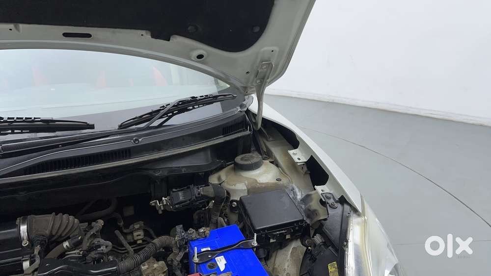 Maruti Suzuki Dzire 1.2 Zxi Amt, 2017, Petrol