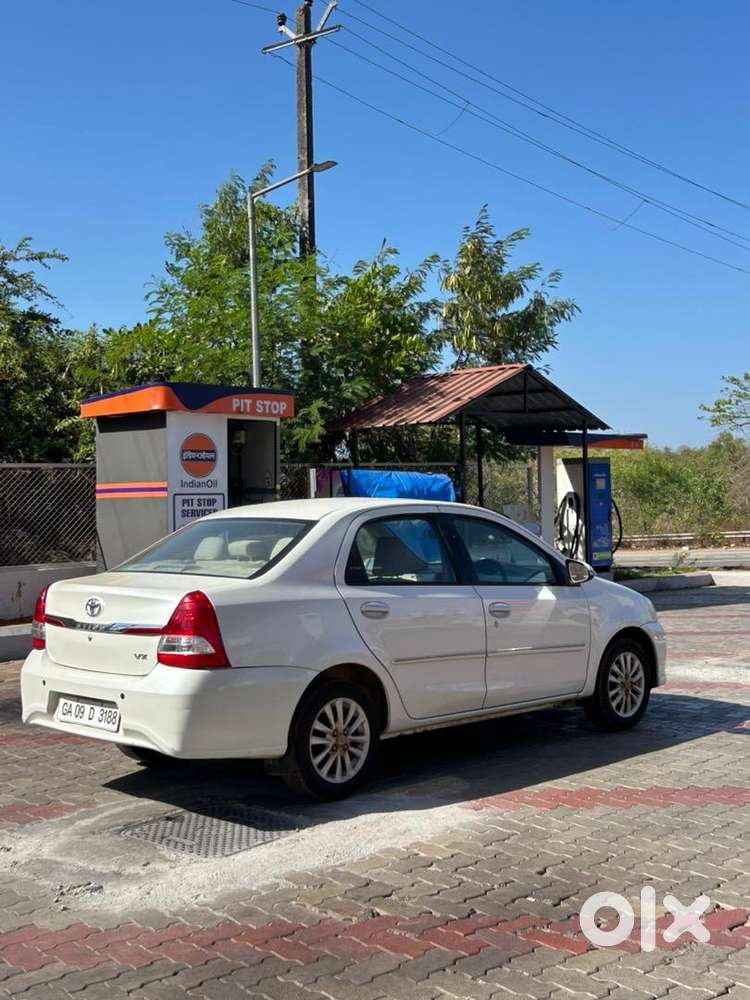 Toyota Petrol Manual 2017