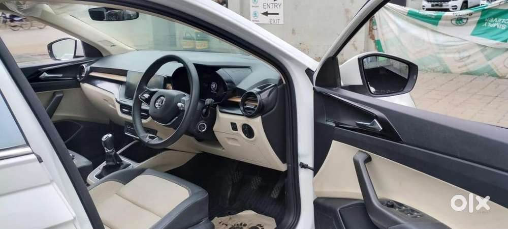 Skoda Slavia 1.0 Style Mt 2023
