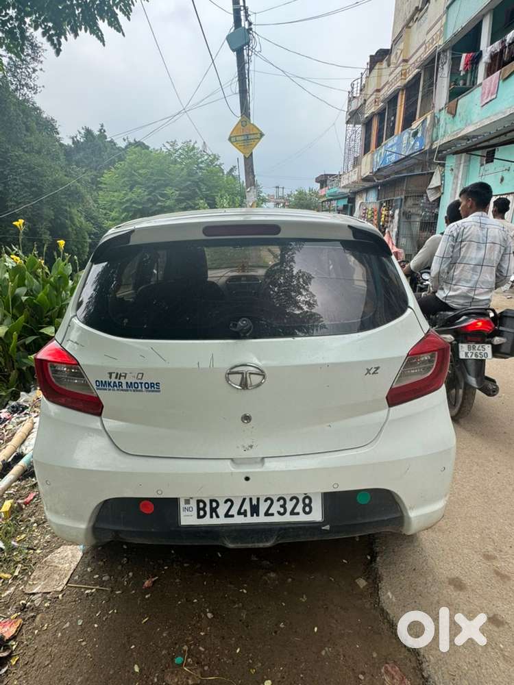 Tata Tiago Petrol 2018