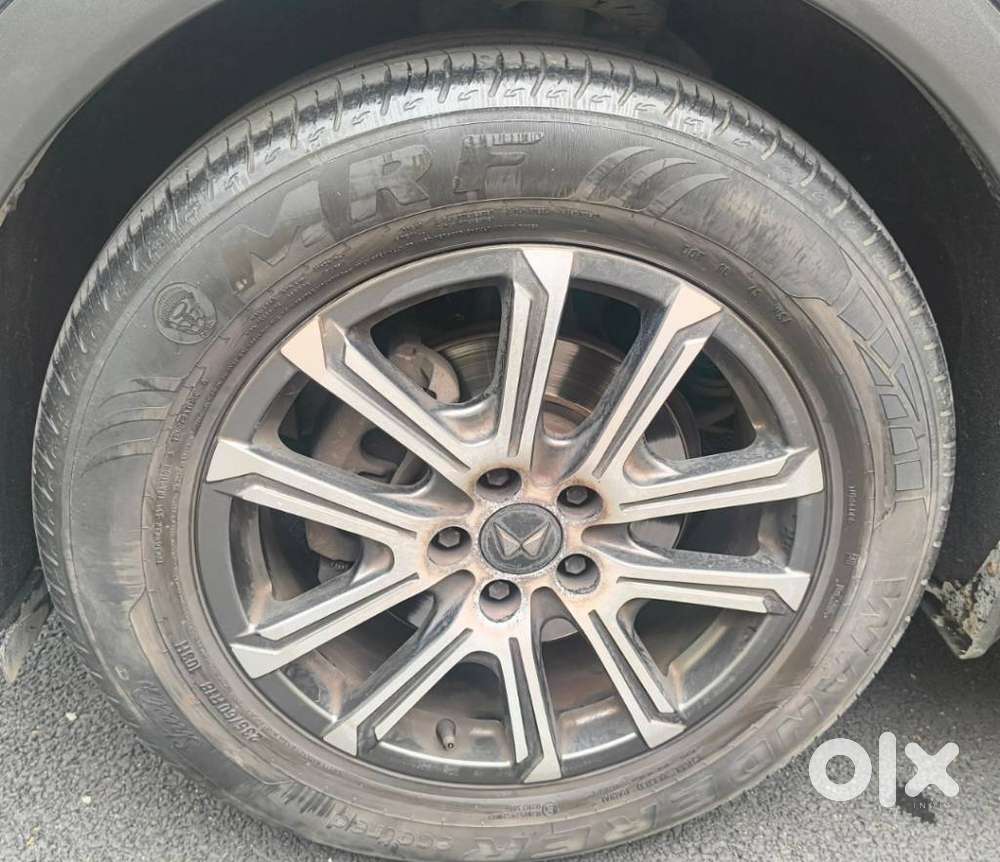 Mahindra Xuv700 2.0 Ax 7 Petrol At Str, 2021, Petrol