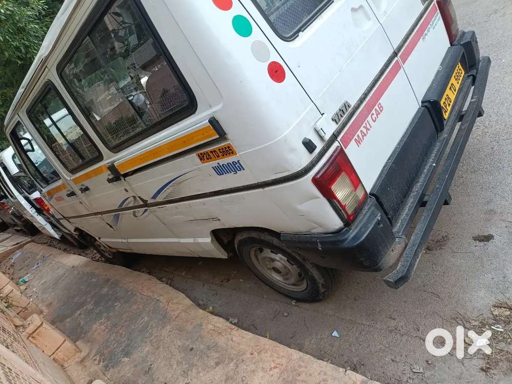 Tata Winger 2013 Diesel 125000 Km Driven