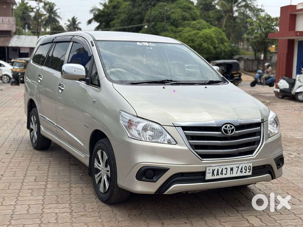 Toyota Innova 2.5 G (diesel) 7 Seater Bs Iv, 2015, Diesel