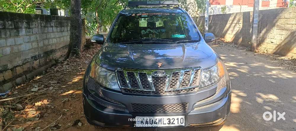 Mahendra Xuv 500 W6  4  New Tyers