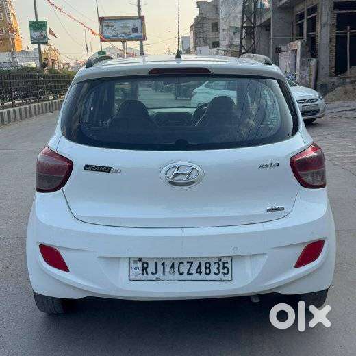 Hyundai Grand I10 1.2 Kappa Sportz, 2015, Petrol