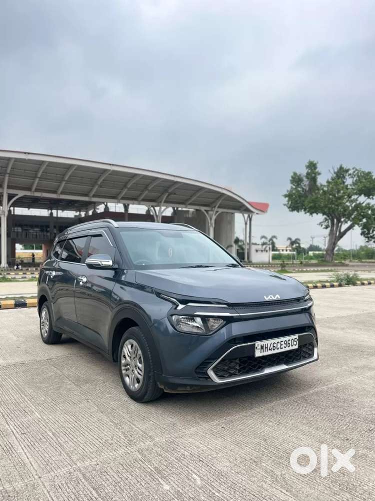 Kia Carens 1.4 Luxury Plus 6 Str, 2022, Petrol