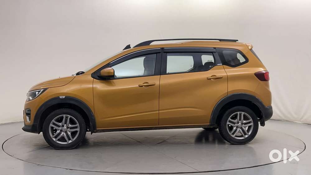 Renault Triber Rxz, 2020, Petrol