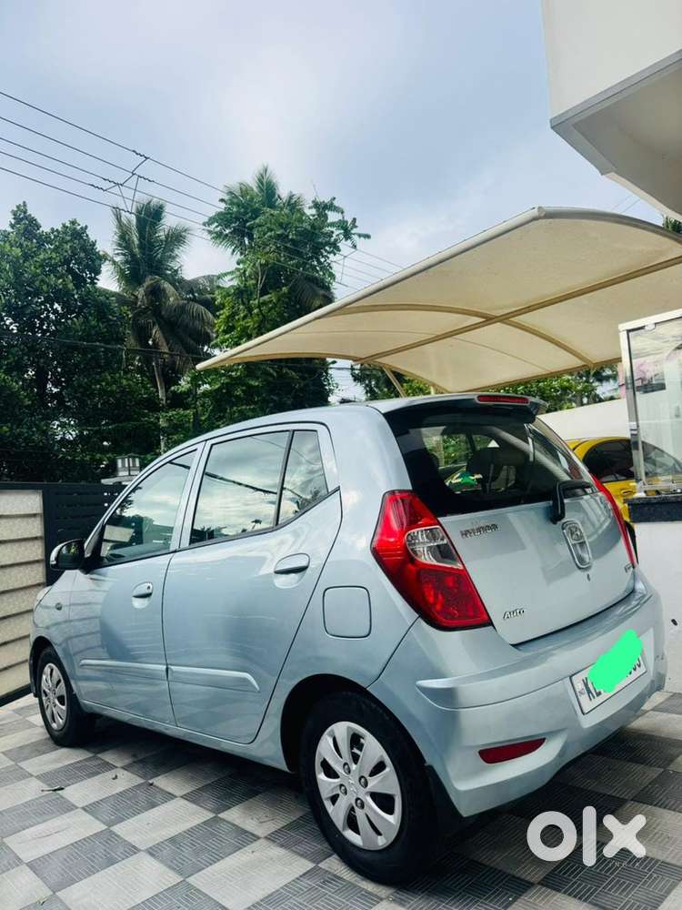 Hyundai I10 Sportz Automatic Petrol 2011 New Papers