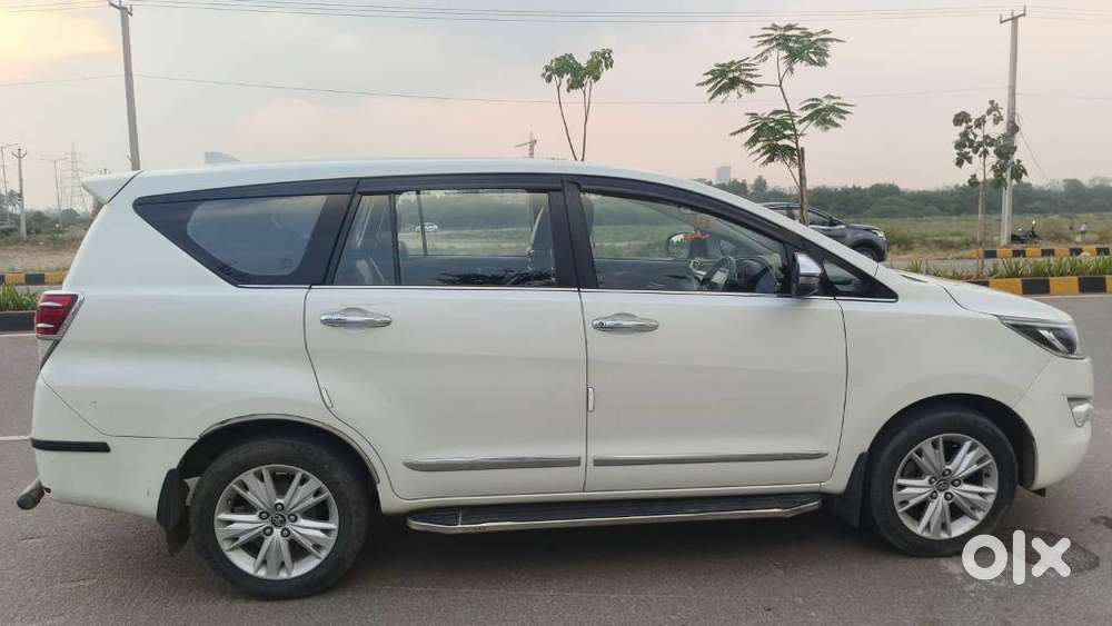 Toyota Innova Crysta 2.4 Z 7 Str, 2017, Diesel