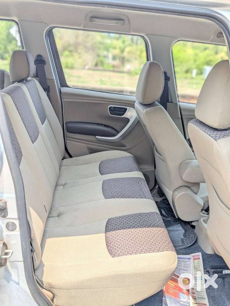 Mahindra Tuv 300 T8, 2017, Diesel