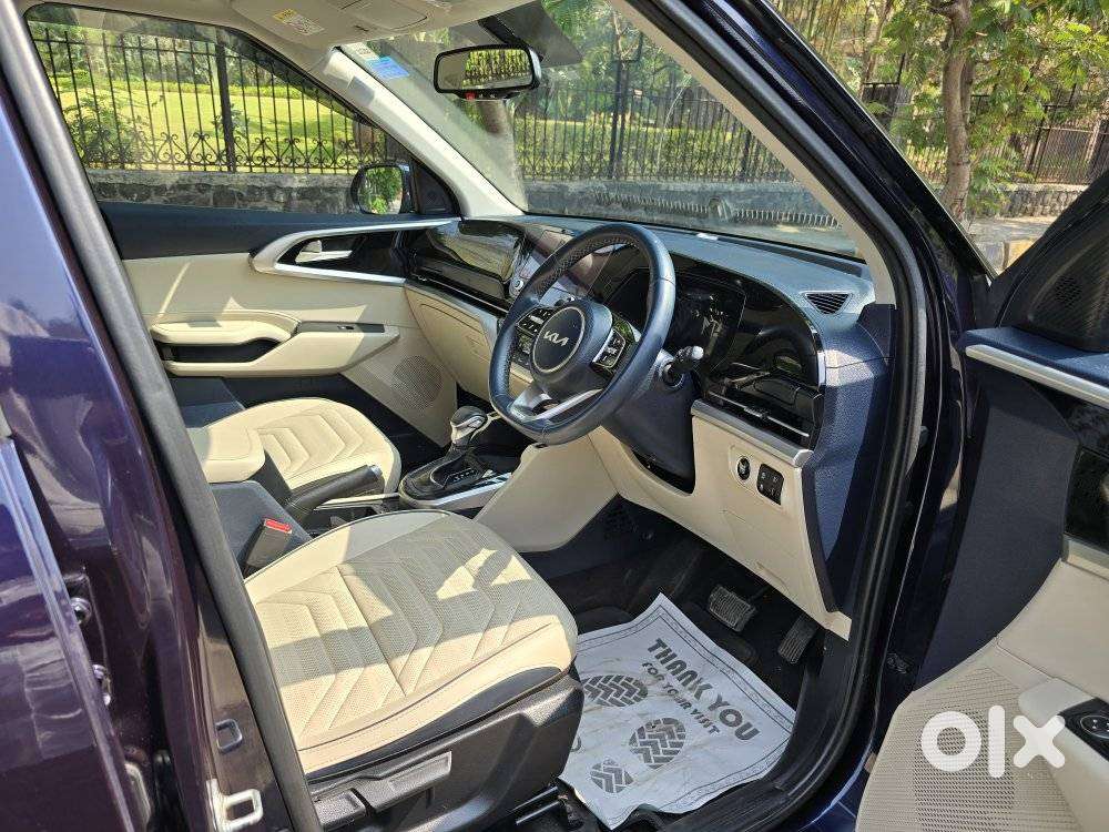 Kia Carens Luxury (o)1.5 Turbo Petrol Dct 7 Str, 2023, Petrol