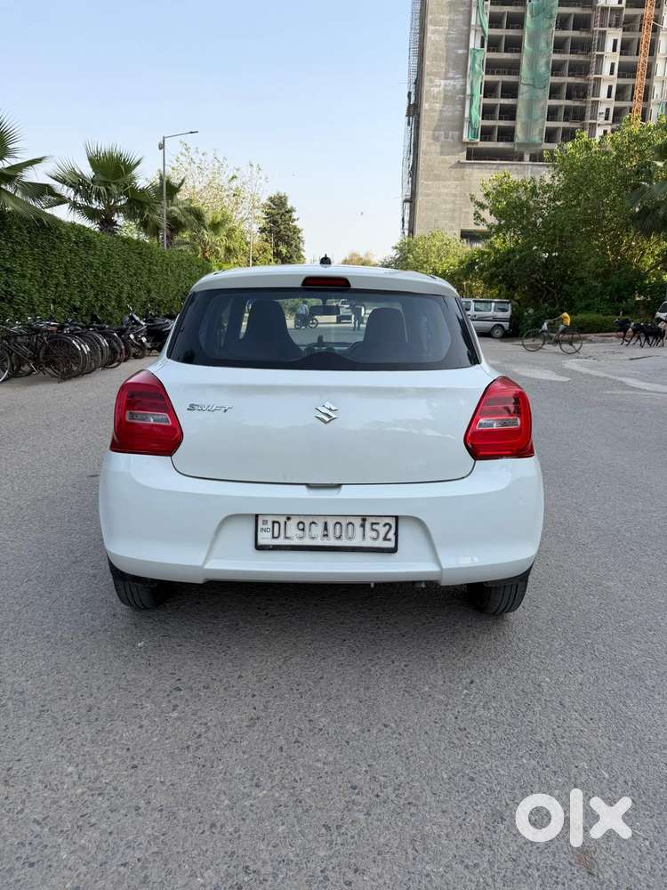 Maruti Suzuki Swift Lxi Optional-o, 2018, Petrol