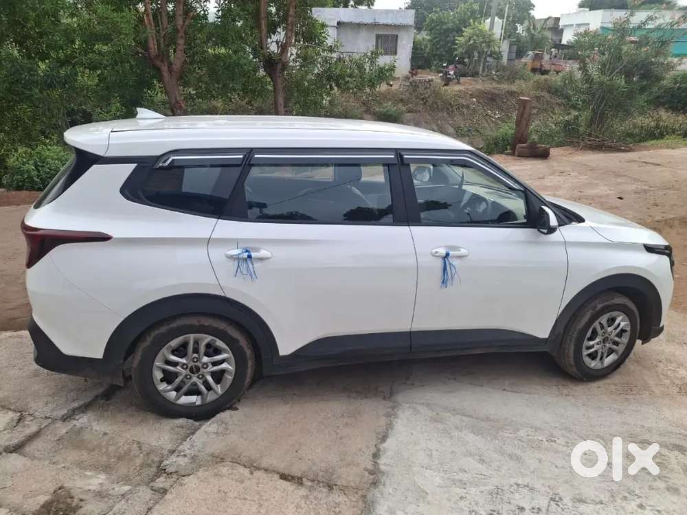 Kia Carens 2025 Diesel 14000 Km Driven