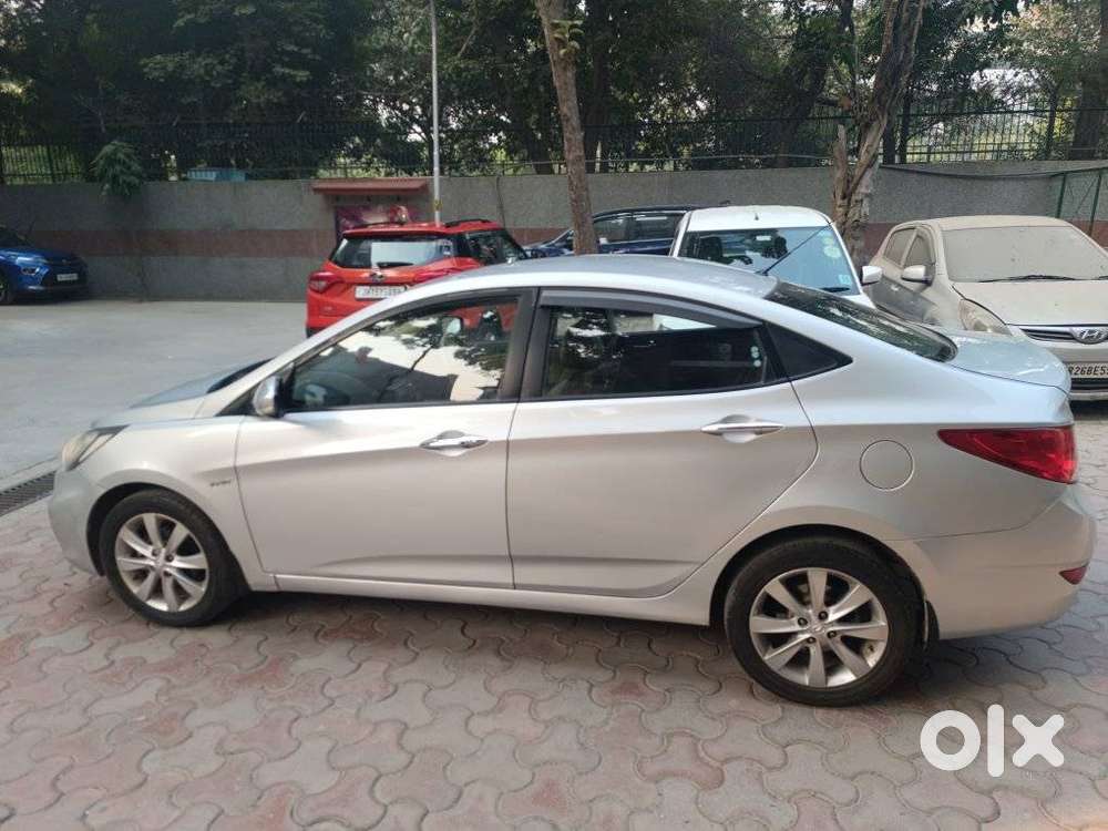 Hyundai Verna 1.6 Sx (o) Vtvt At, 2013, Petrol