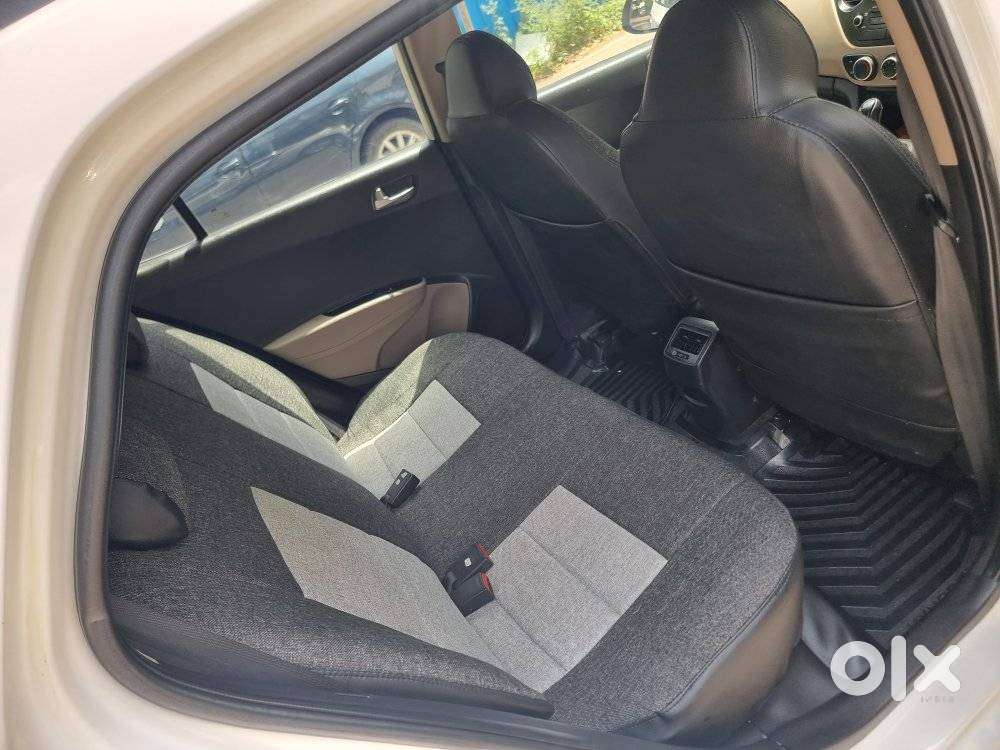 Hyundai Grand I10 Asta Automatic 1.2 Kappa Vtvt, 2016, Petrol