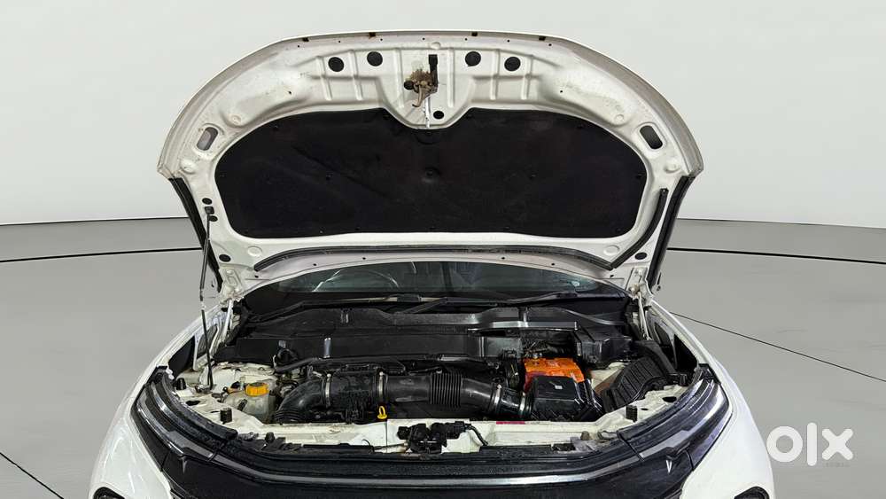 Tata Harrier Fearless Plus Dual Tone, 2024, Diesel