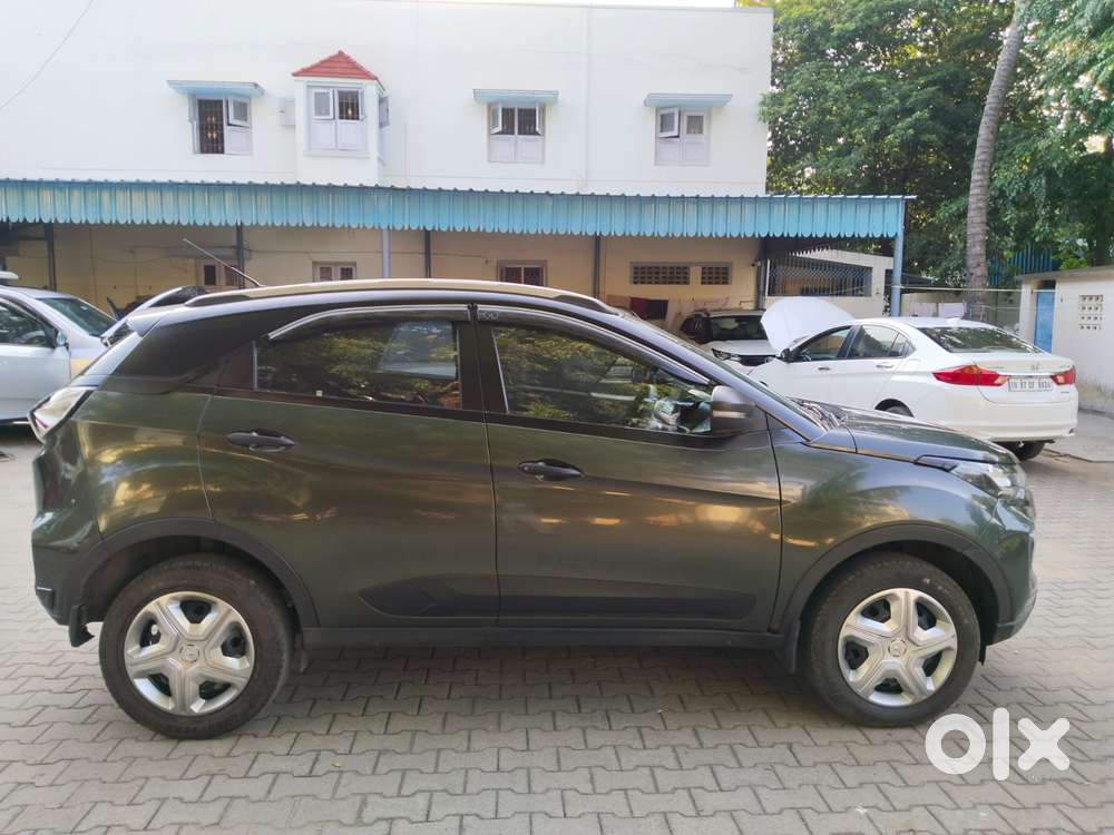 Tata Nexon 1.2 Revotron Xm (s), 2021, Petrol