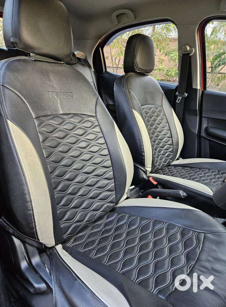 Tata Tiago, 2023, Petrol