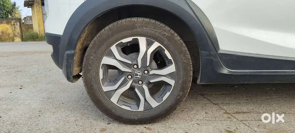 Honda Wr-v 2018 With Sunroof Push Button Start.