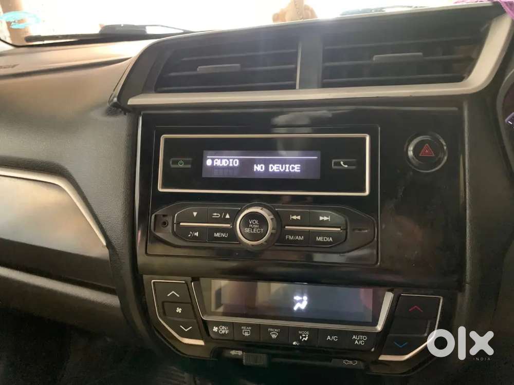 Honda Br-v  S Variant 2018 Diesel Well Condition Just Minor Problem