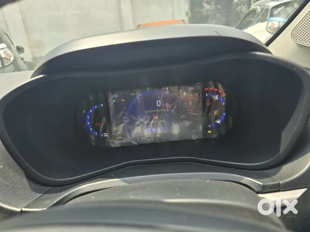 Tata Nexon Creative Plus Ps Dt Cng 2025