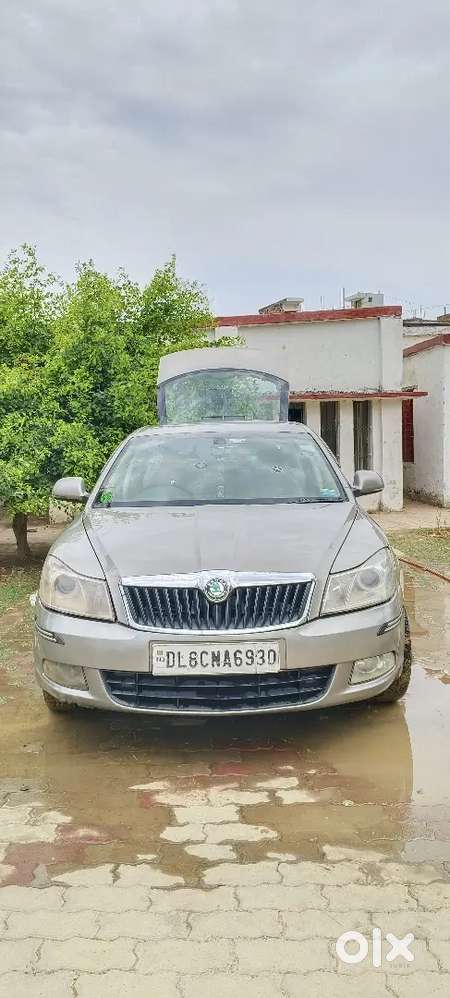 Skoda Laura Diesel Elegance 2012