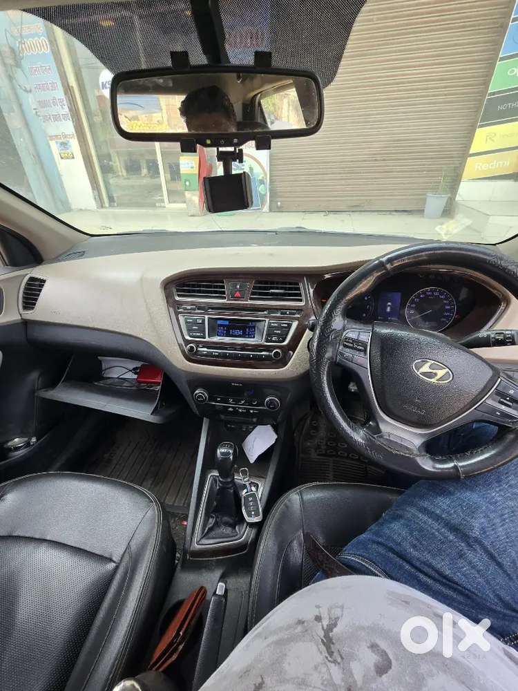 Hyundai Asta Top I20 2015 Car