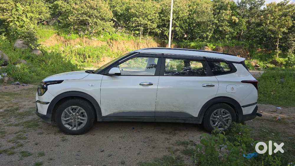 Kia Carens Diesel 7 Str Rent