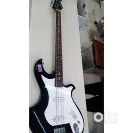 Bass guitar for on sale sale olx