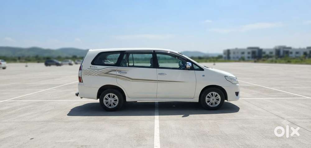 Toyota Innova 2.5 G (diesel) 7 Seater, 2012, Diesel