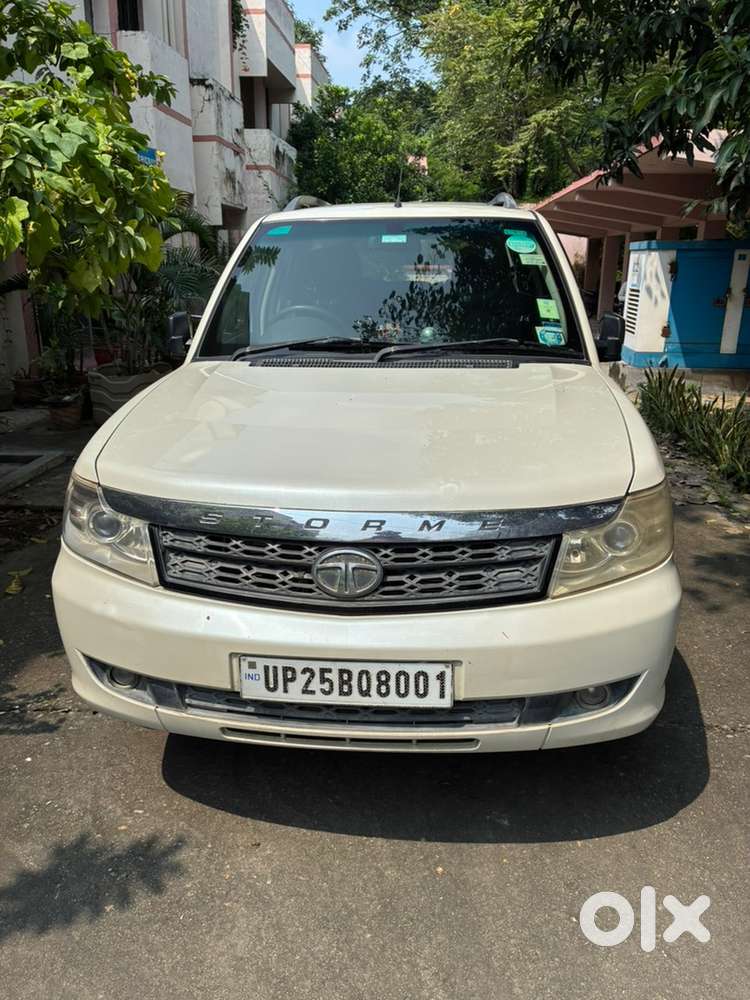 Tata Safari Storme 2016