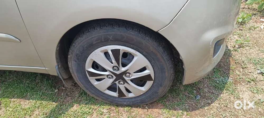 Hyundai I10 2012 Petrol Well Maintained Top Modal