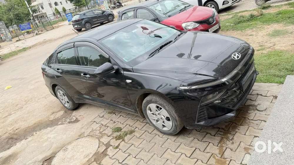 Hyundai Verna  1.5 Mti Mt Ex 2024