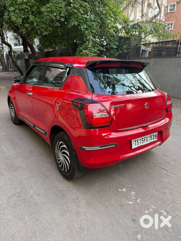 Maruti Suzuki Swift Vxi + Manual, 2022, Petrol