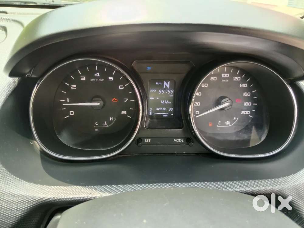 Tata Tiago Xza, 2018, Petrol