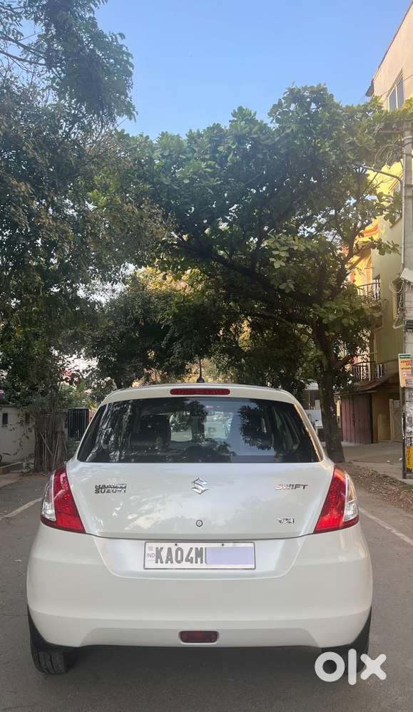 Maruti Suzuki Swift 1.2 Vxi (o), 2012, Petrol