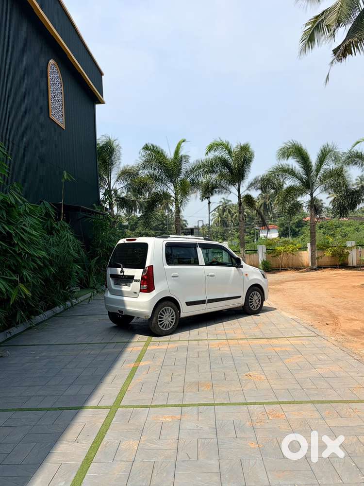 Maruti Suzuki Wagon R Lxi 2012