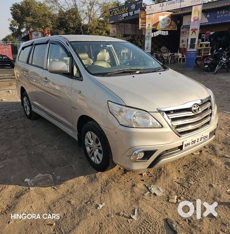 Toyota Innova 2.5 G (diesel) 8 Seater, 2012, Diesel